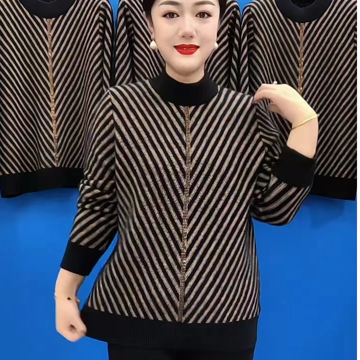 2025冬季新款宽松显瘦百搭减龄百搭妈妈针织衫时尚烫钻条纹毛衣女