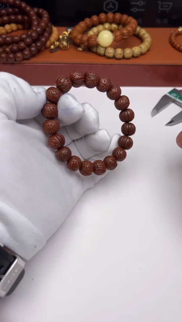 手串凤眼菩提桃核