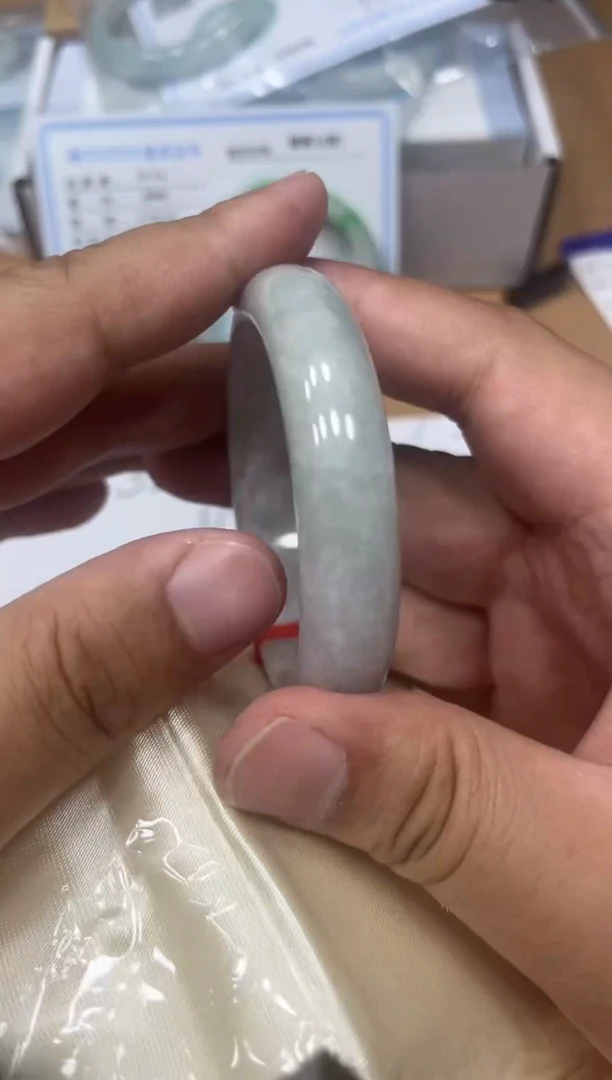 翡翠手镯未镶嵌一物一图所见即所得