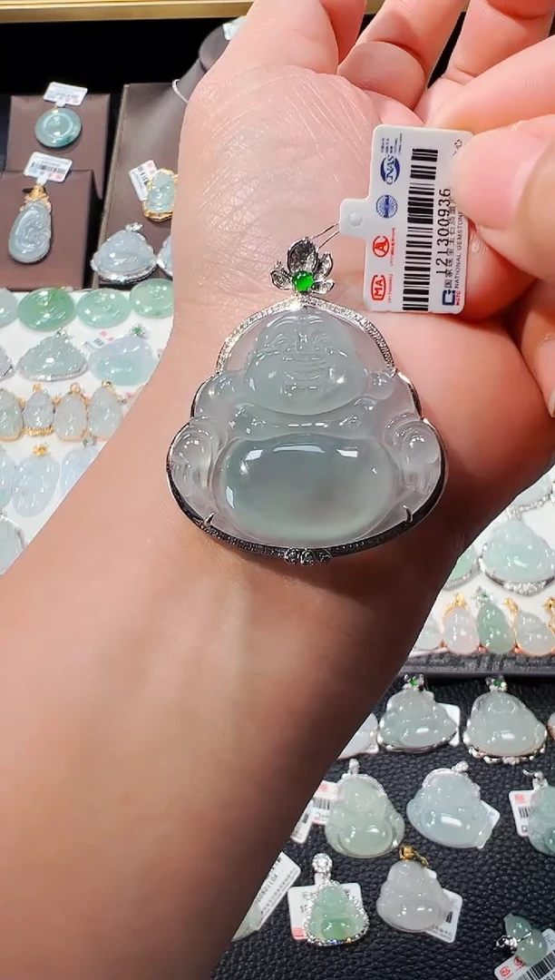 【闪购商品】翡翠吊坠(不含链)18K金镶嵌佛公吊坠936