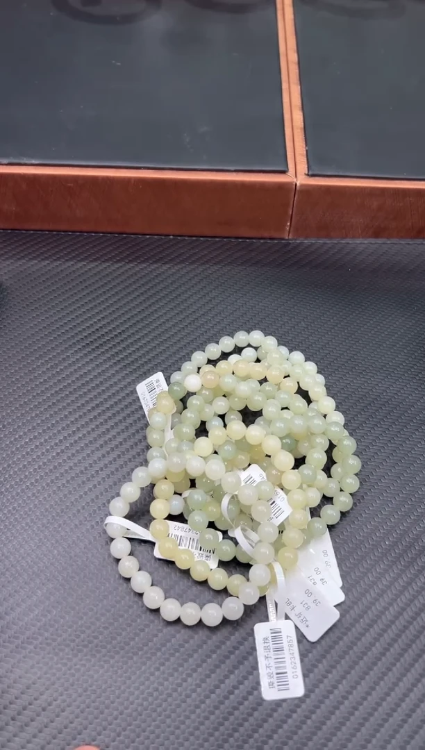 未镶嵌手串和田玉且末微色差近矿卡8多样性发货拍一发一L