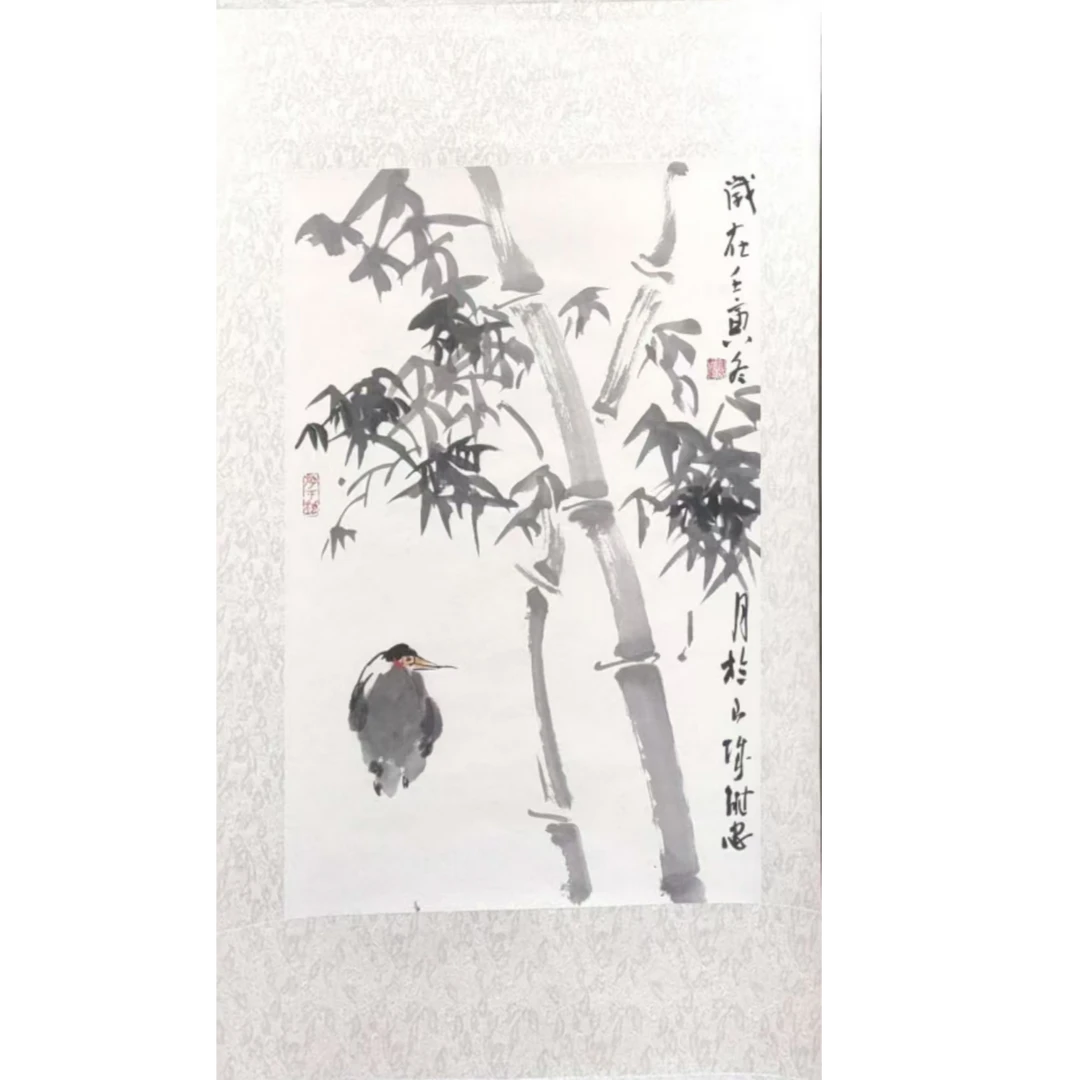 （荣老师专拍）李维忠老师四尺三开花鸟画  装裱好172*59