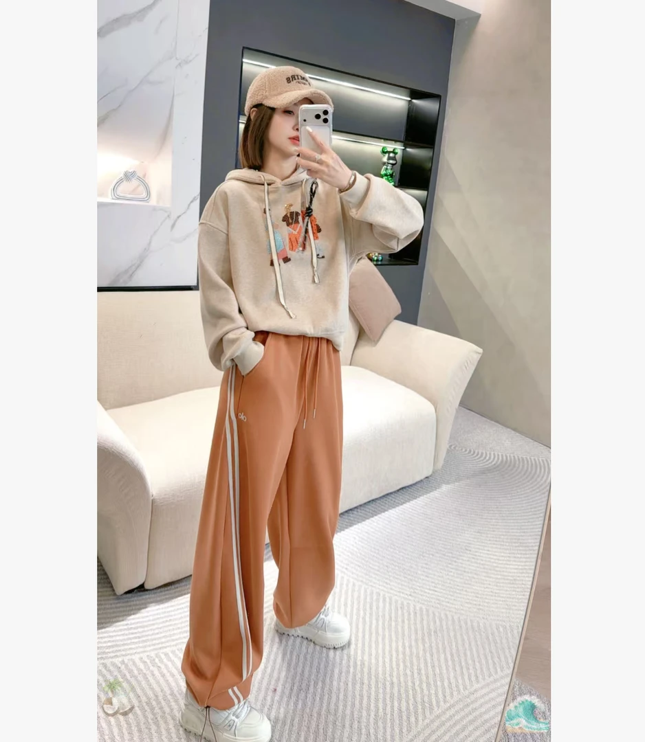 熙薇【风行轨迹】2025秋冬新款时尚加绒潮牌休闲卫裤H6256