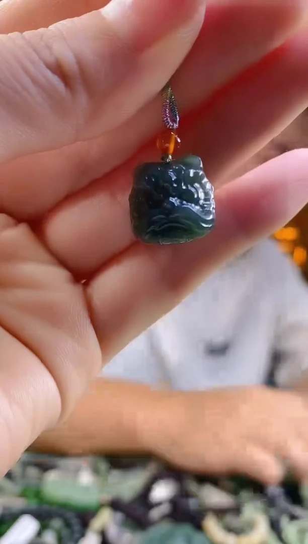 和田玉未镶嵌颈饰多样性发货，拍一发一