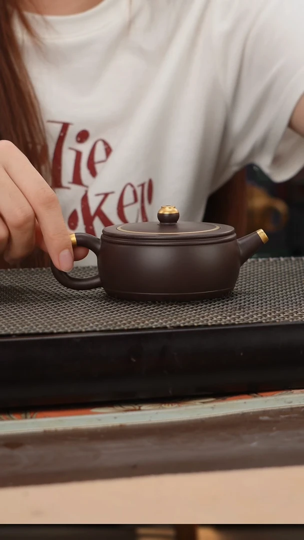 茶壶紫砂四号井茄皮紫泥描金玉鼓井栏150cc