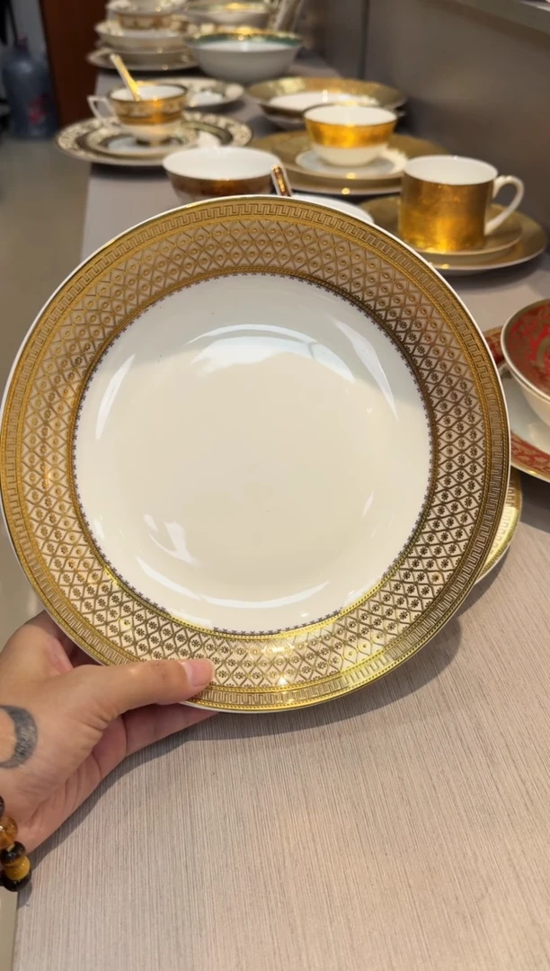 瓷片8英寸菜盘 正品