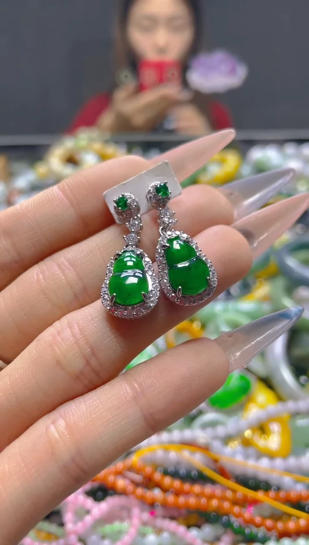 颈饰未镶嵌翡翠/K/翡翠A货，一件也是批发价