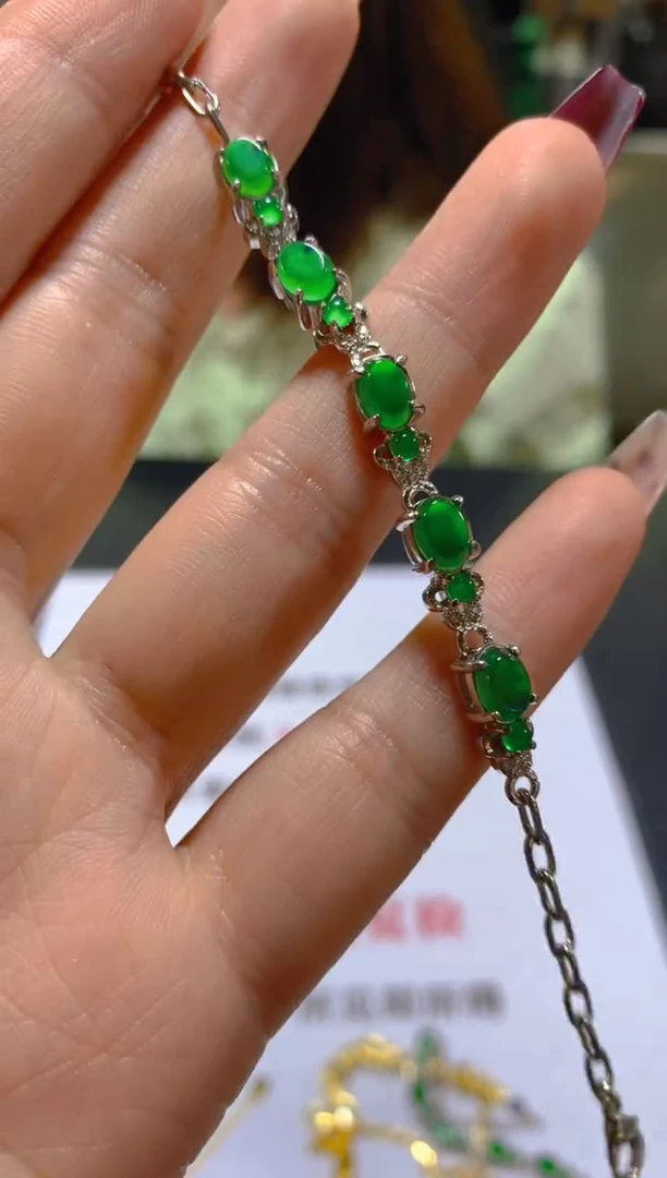 未镶嵌手链翡翠多样性发一