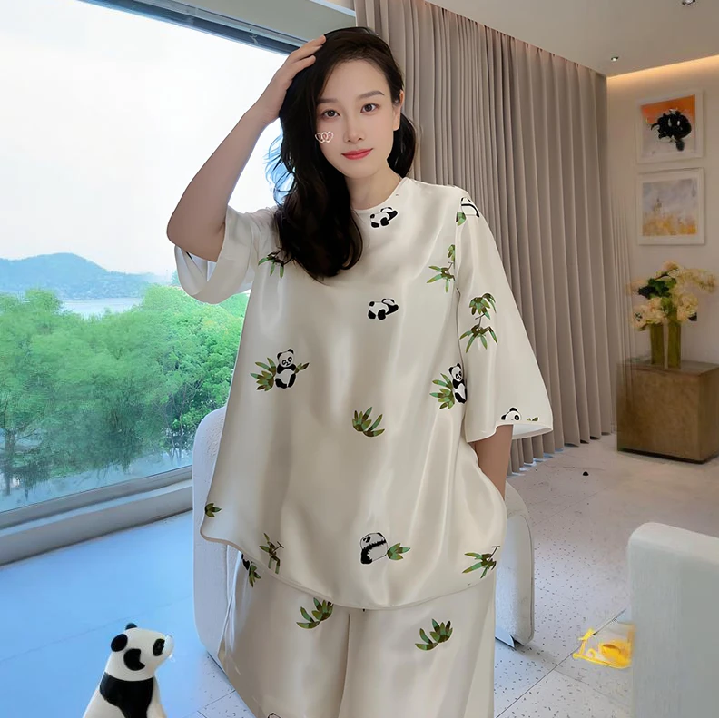 诺谰 时尚减龄熊猫刺绣圆领T恤 重磅刺绣夏季女款短袖短裤25003