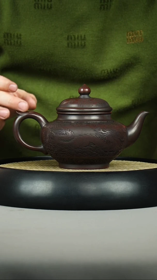 茶壶紫砂古乌泥 笑樱  刻绘 龙