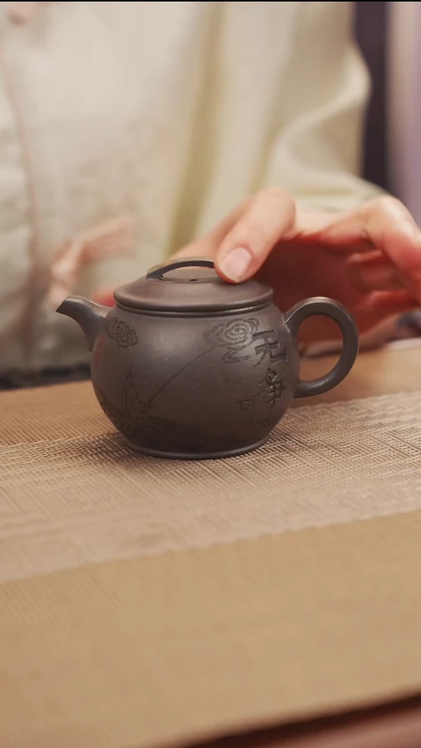 茶壶紫砂?****?原矿天青鼓瓦原矿