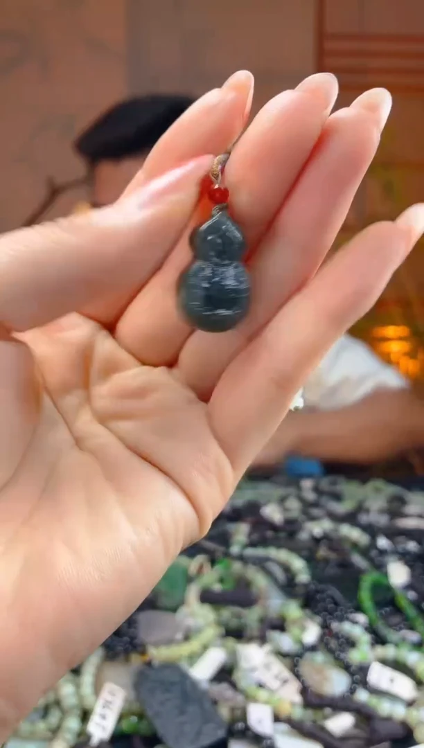 和田玉未镶嵌颈饰多样性发货，拍一发一