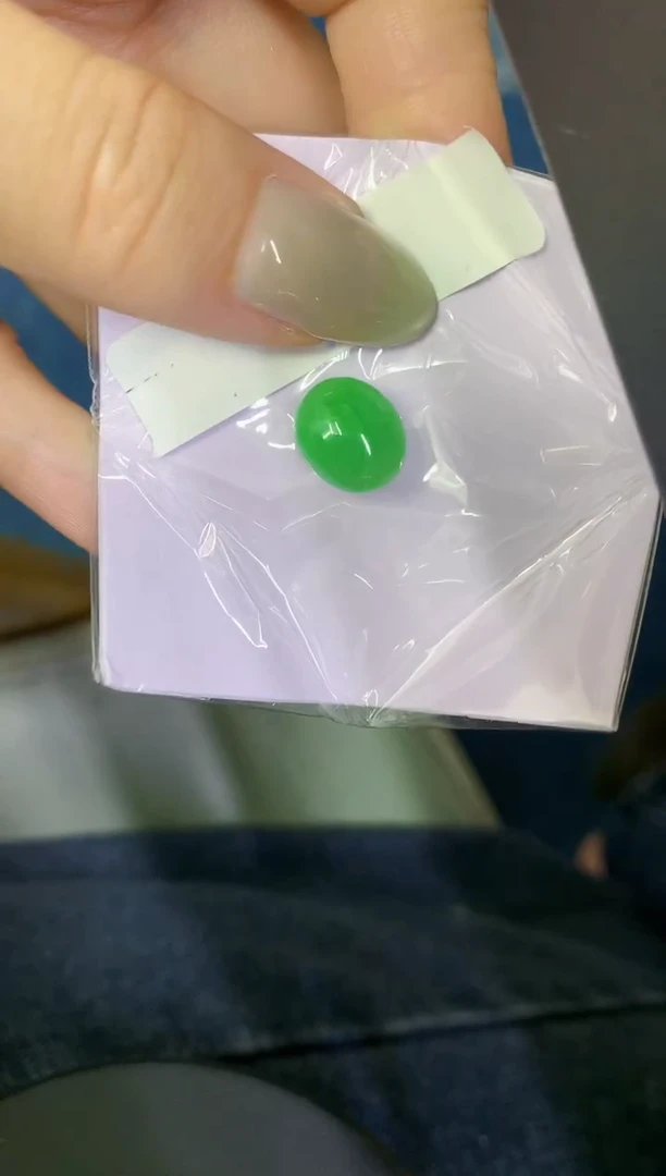 翡翠未镶嵌颈饰缅甸天然翡翠A货