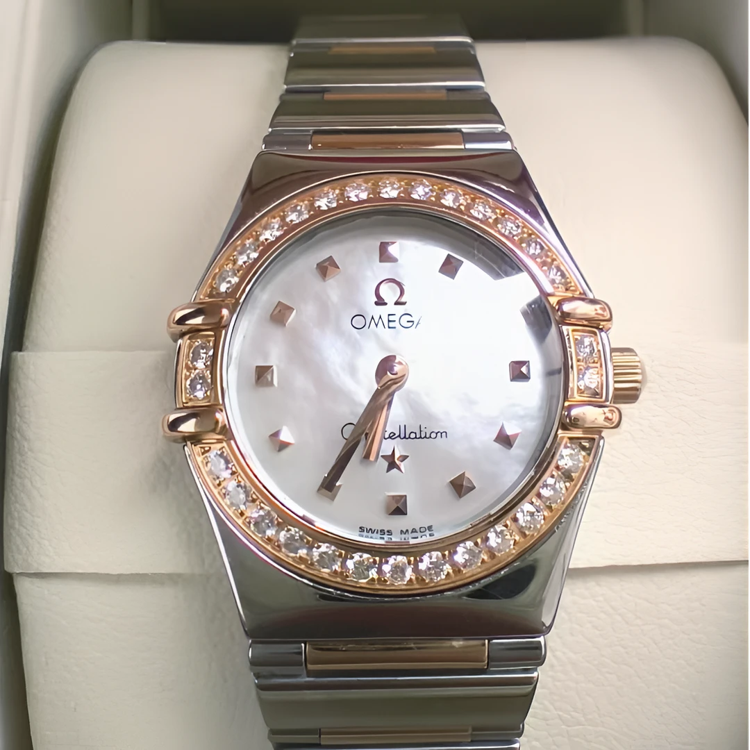 99新 Omega/欧米茄 欧米茄玫瑰间金星座方刻石英原盘后钻22.5LF