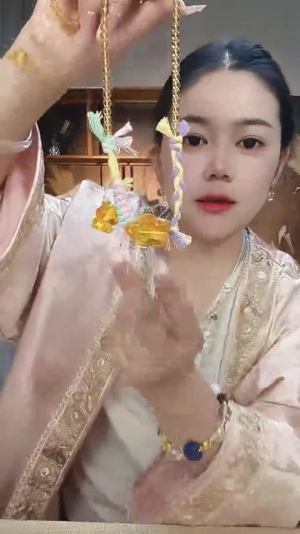 无非金属卡西百露穿搭饰品