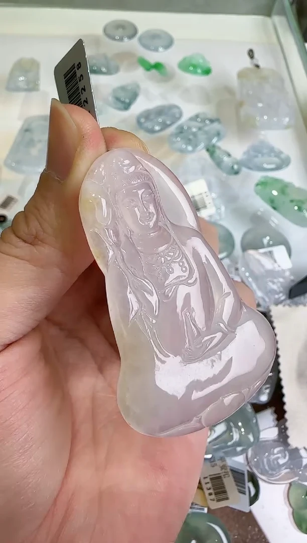 【闪购商品】翡翠吊坠(不含链)未镶嵌··