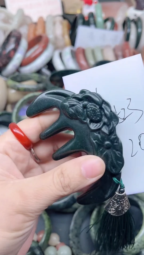 未镶嵌手镯石英质玉523