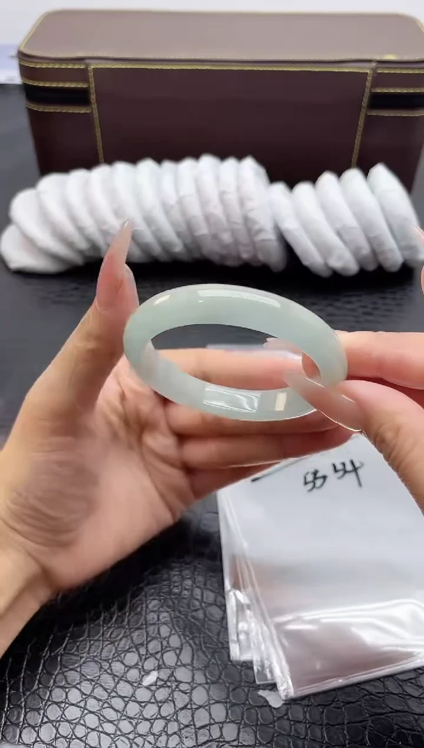 133手镯所见即所得拍啥发啥