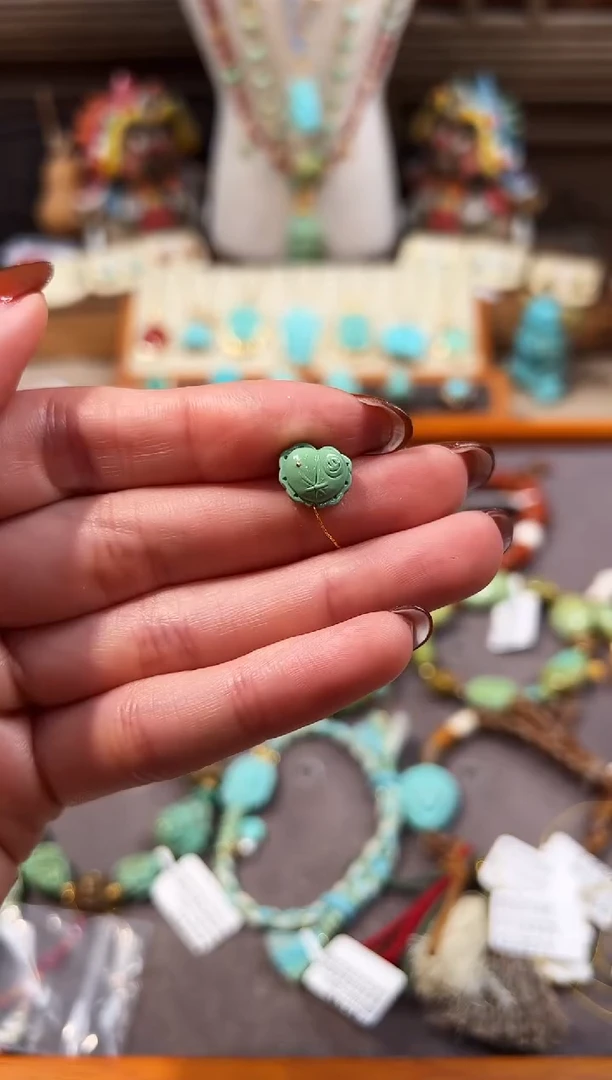 未镶嵌绿松石配饰爱心