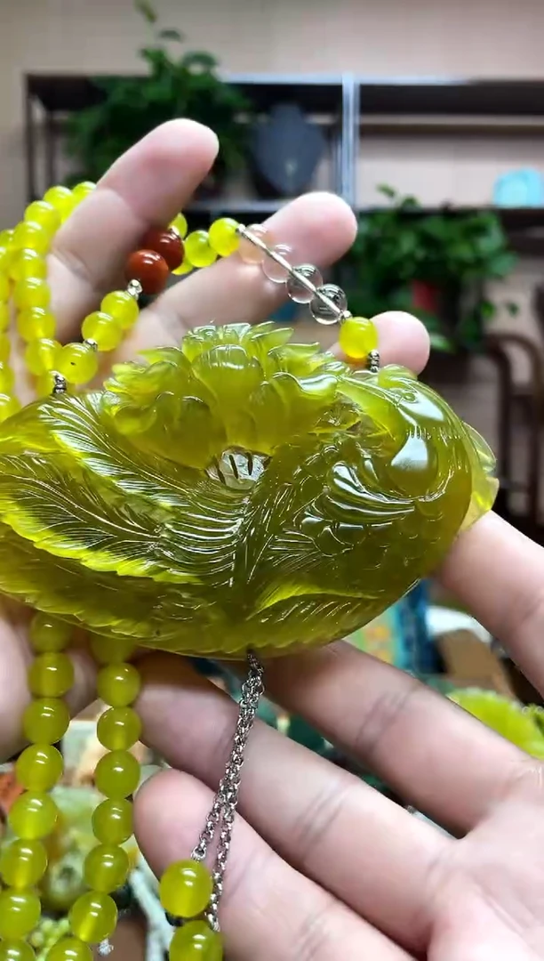 未镶嵌岫玉吊坠·