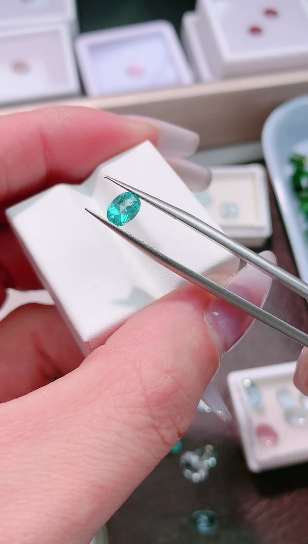 未镶嵌磷灰石裸石0.62ct