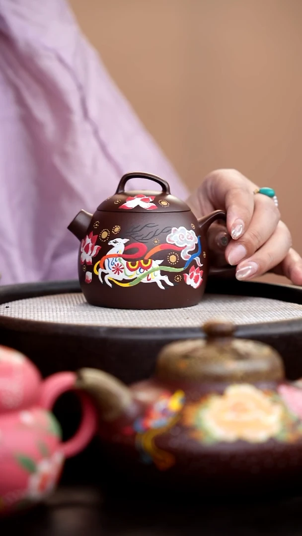 紫砂茶壶紫泥几何秦权泥绘九色鹿