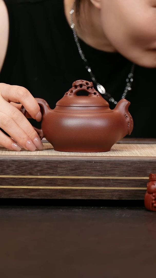 茶壶紫砂一**生老紫泥 云根料  云根壶