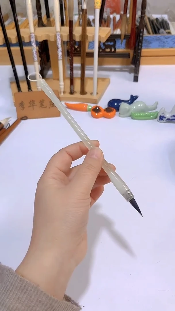 荧光紫毫 紫毫小楷毛笔1支作品款小楷瘦金勾线 出锋2.1 口径0.6