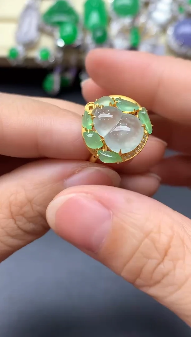 18K金镶嵌戒指翡翠541-中国好珍宝