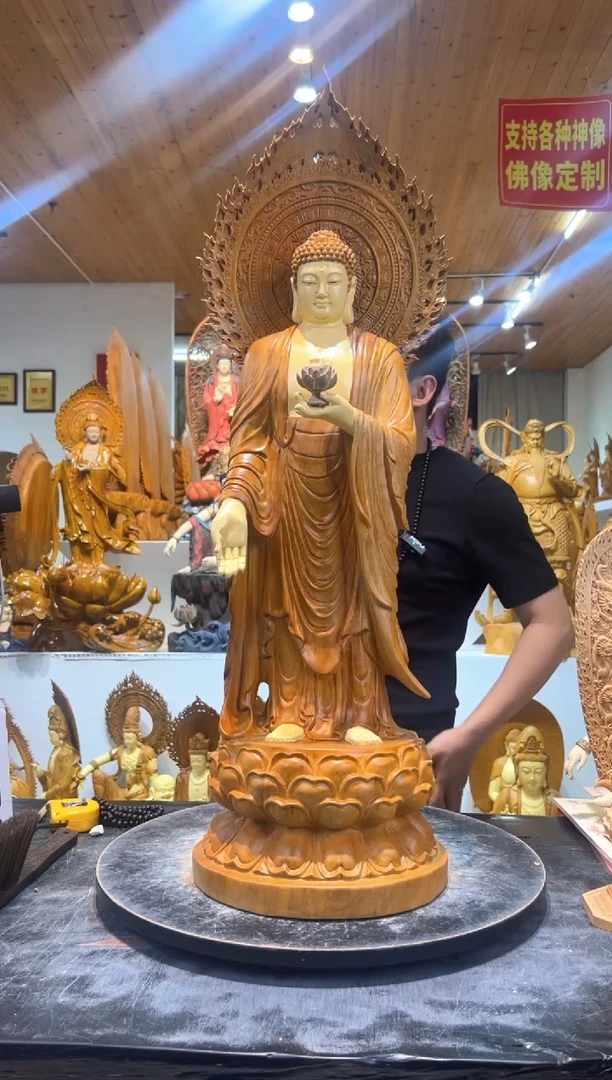 香樟木木雕款阿弥陀佛像