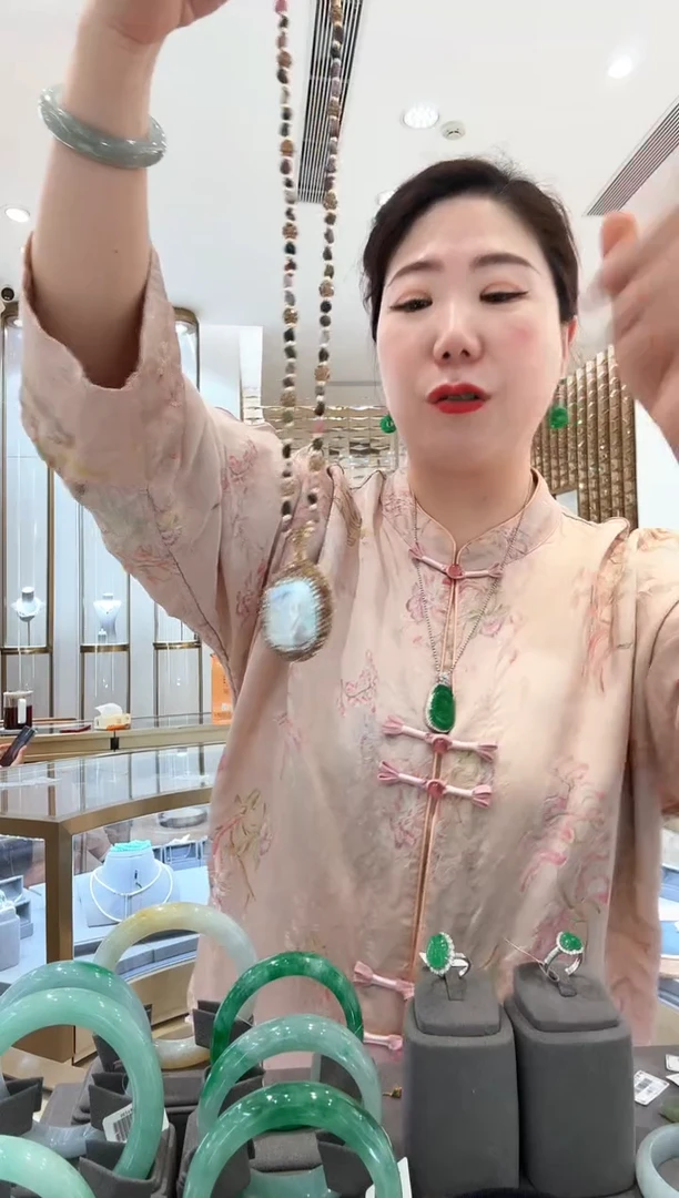 淡水珍珠合金颈饰57.......