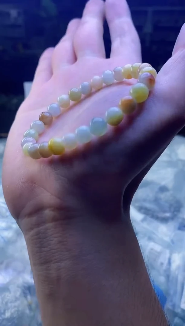 定制翡翠未镶嵌天然缅甸A货翡翠，多样性发货，拍一发一