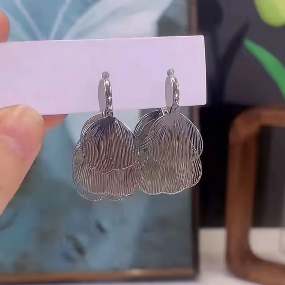 铜合金耳饰 金属银杏叶镂空吊坠耳坠唯美时尚小众设计高级感洋气