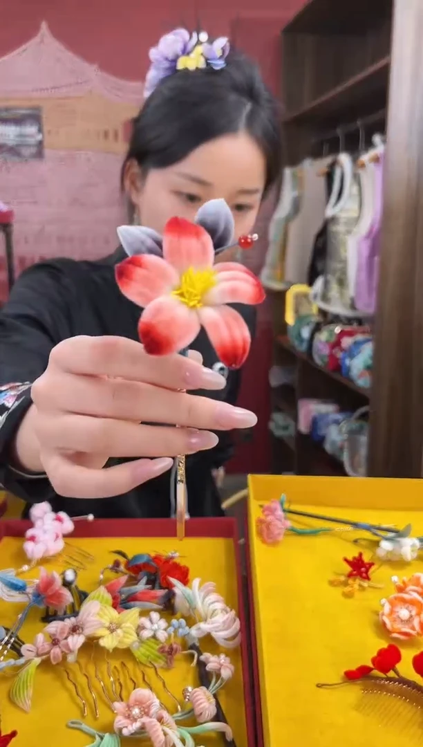 【闪购商品】刺绣非遗绒花（发饰）