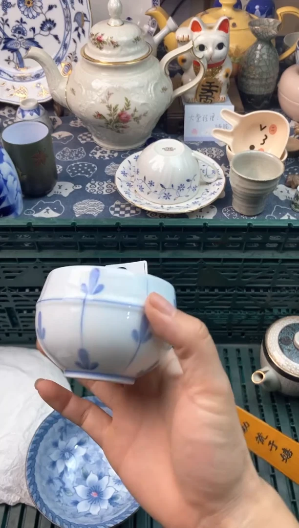 瓷片**[○･｀Д´･ ○][○･｀Д´･ ○]