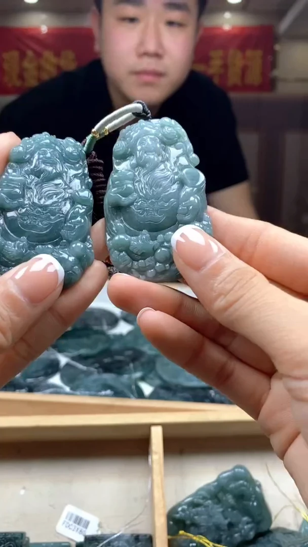 【闪购商品】定制翡翠未镶嵌多样性发货【只发一件】 *s50