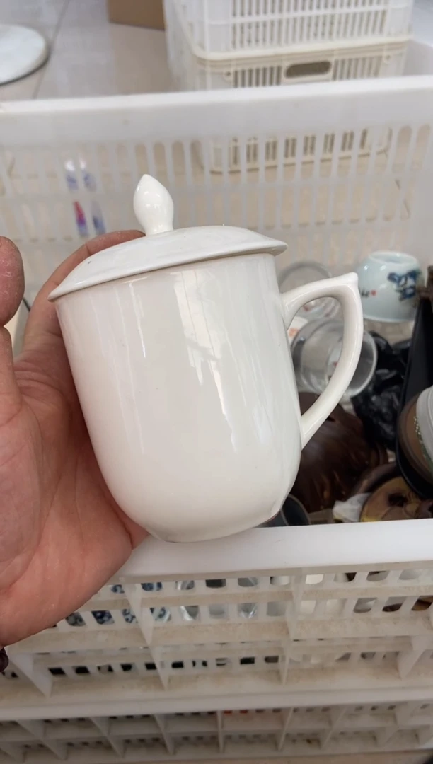 杯无运费险有瑕疵的摄影的产品有使用过的痕迹有点脏介意勿拍