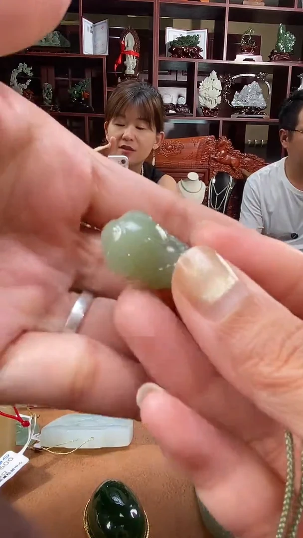 颈饰未镶嵌和田玉和田玉貔貅吊坠