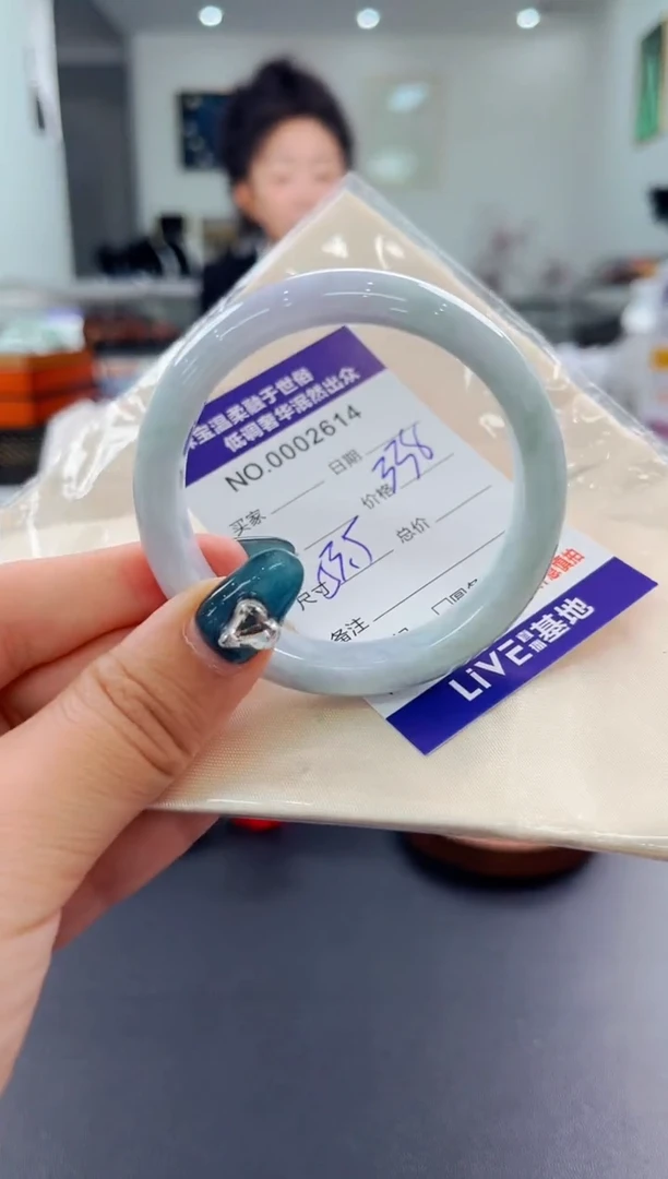 翡翠手镯未镶嵌天然缅甸A货翡翠