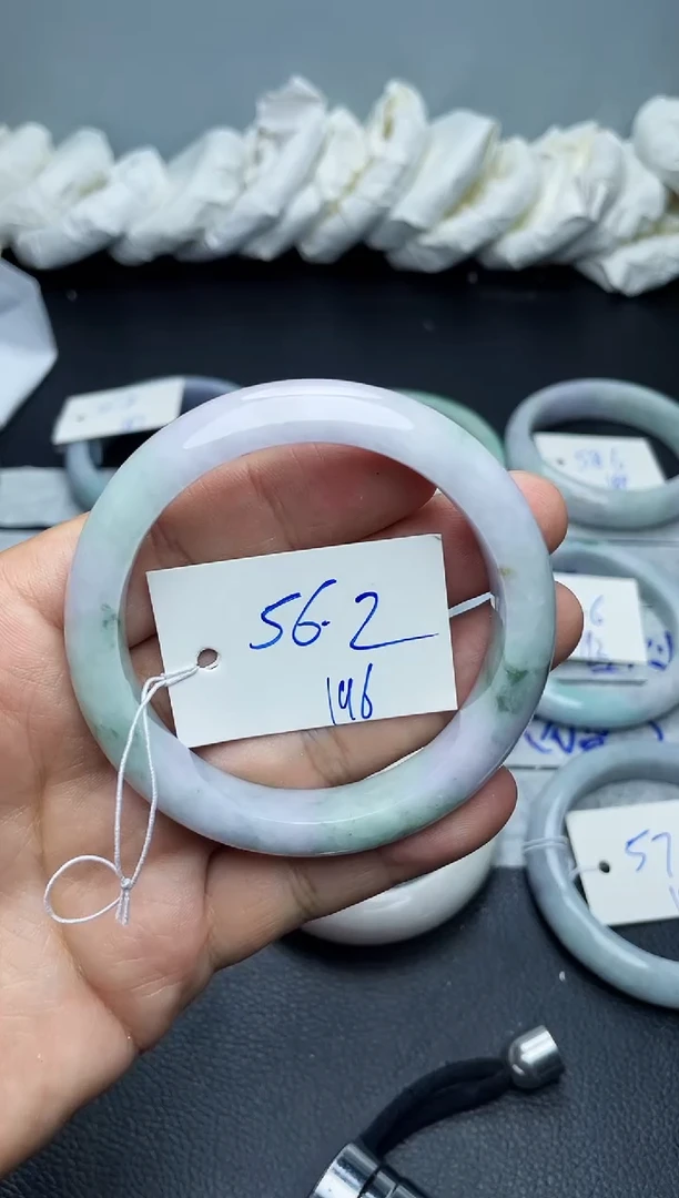 未镶嵌手镯翡翠196