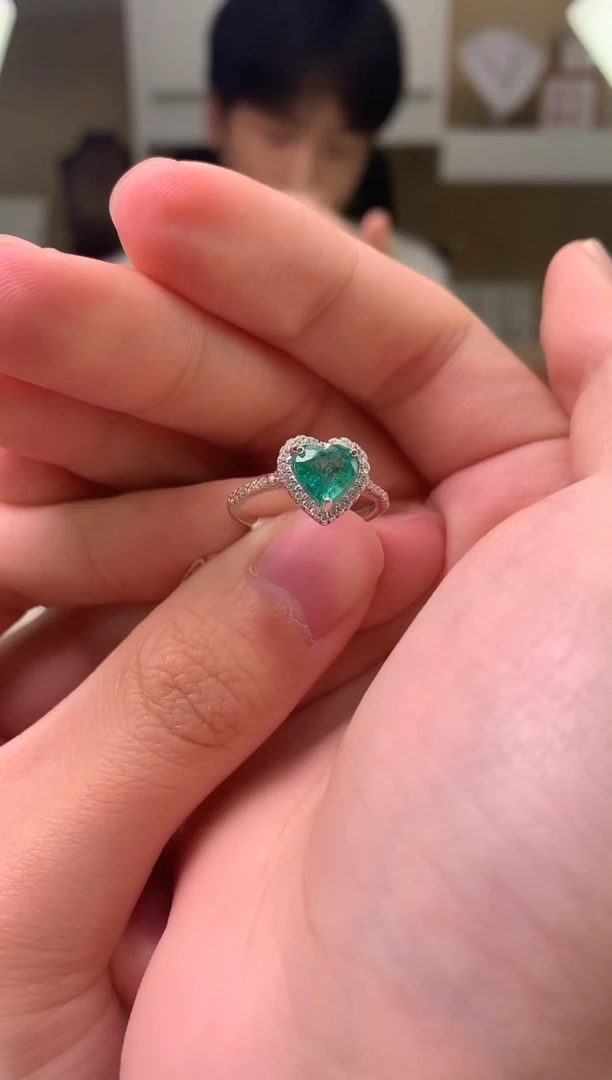 银S925镶嵌戒指祖母绿包***妈J21-2