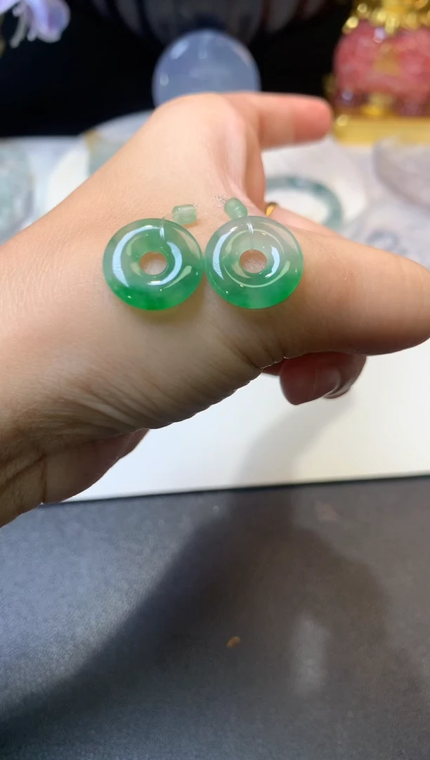 未镶嵌定制翡翠毛货
