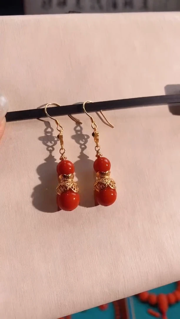 未镶嵌耳饰南红玛瑙瓦西南红葫芦设计款耳饰