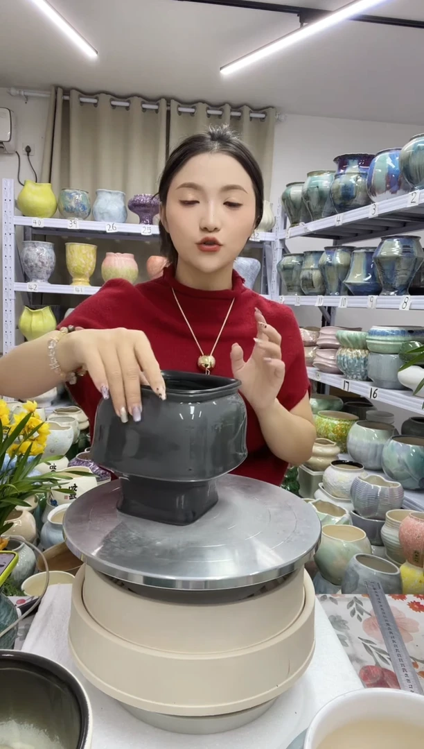 12.11【花盆链接】  高 ：15 口:12