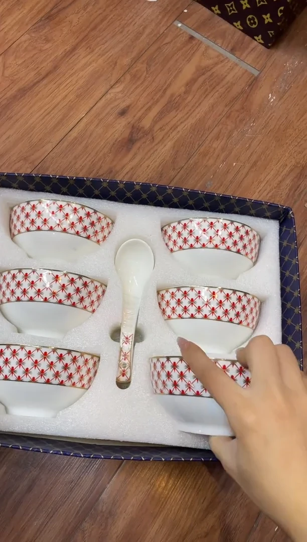 杯鸿辉家品牌瓷器，京东包邮！