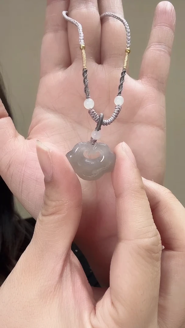 颈饰未镶嵌和田玉烟紫祥云如意锁23mm吊坠