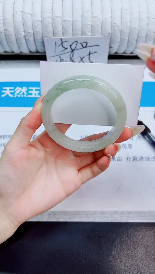 未镶嵌手镯石英质玉19/58