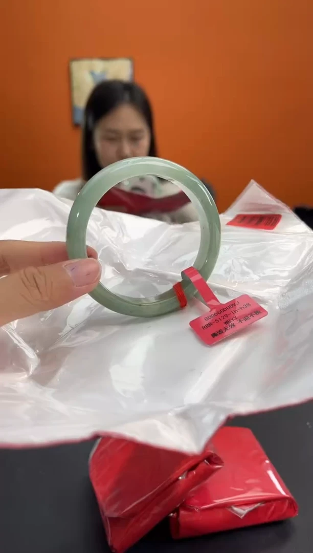 未镶嵌手镯翡翠11