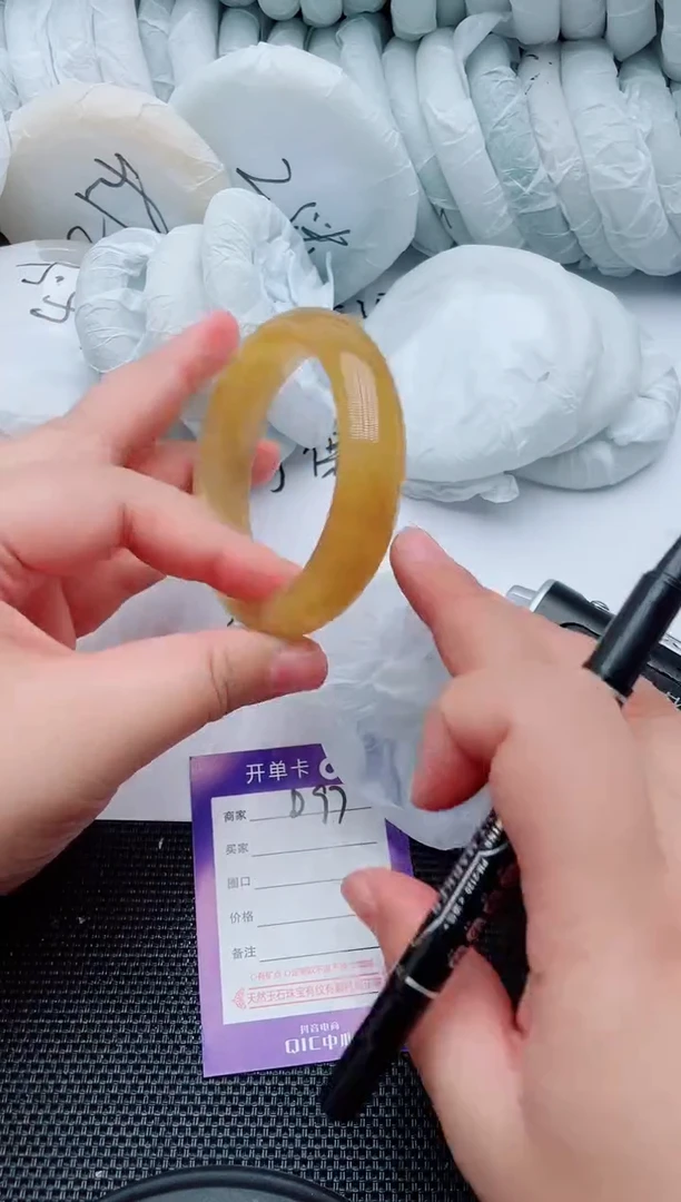 石英质玉手镯未镶嵌D97-55-56-54