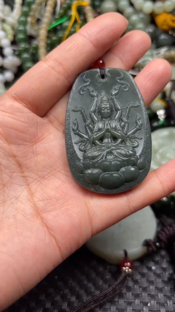 【闪购商品】和田玉颈饰未镶嵌.